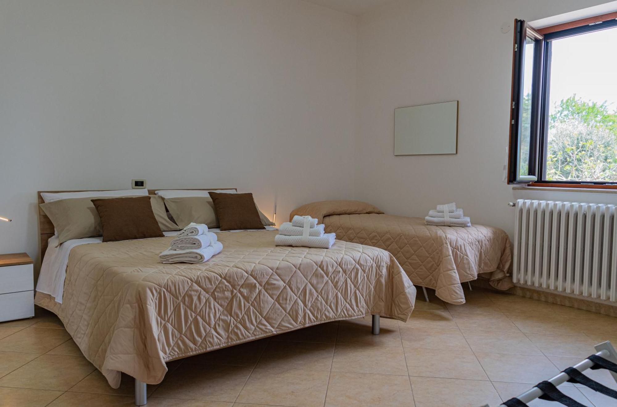 Country Home Crispiano Bagian luar foto